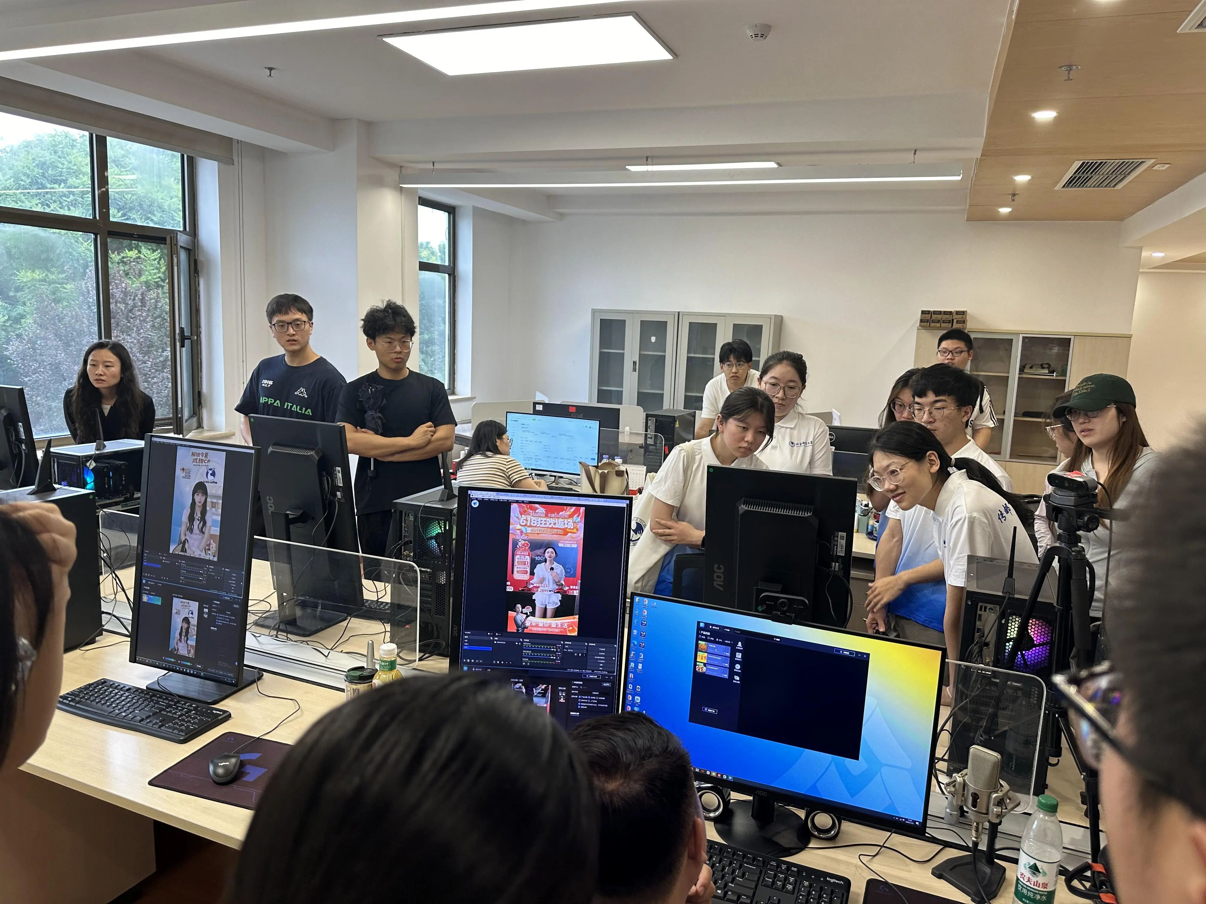 微信图片_2025-09-10_225235_446.jpg